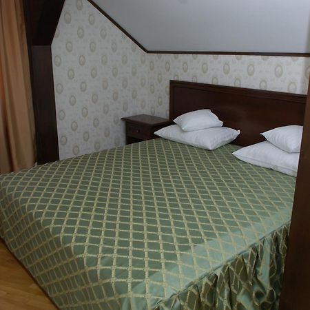 Pensiunea Eden Caransebeş Extérieur photo