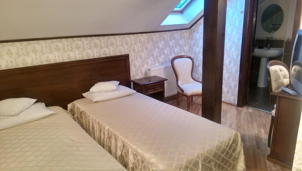 Pensiunea Eden Caransebeş Extérieur photo